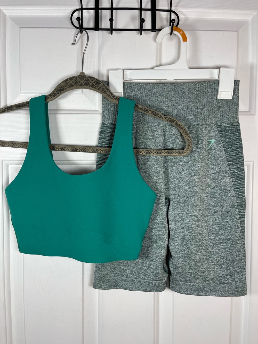 All in Motion Women’s Teal Sports Bra & Gymshark Green Bike Shorts Set